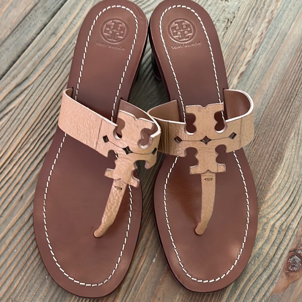 NIB- Tory Burch Sandals Block Heels 10-
